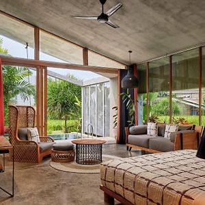 One-Bedroom Nomad Pool Villa